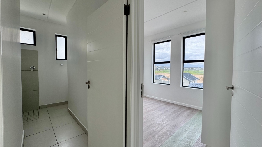 2 Bedroom Property for Sale in Sitari Country Estate Western Cape